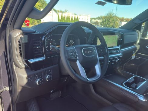 New 2026 GMC Sierra 2500 SLT w/ SLT Convenience Package AWD/4WD image 25