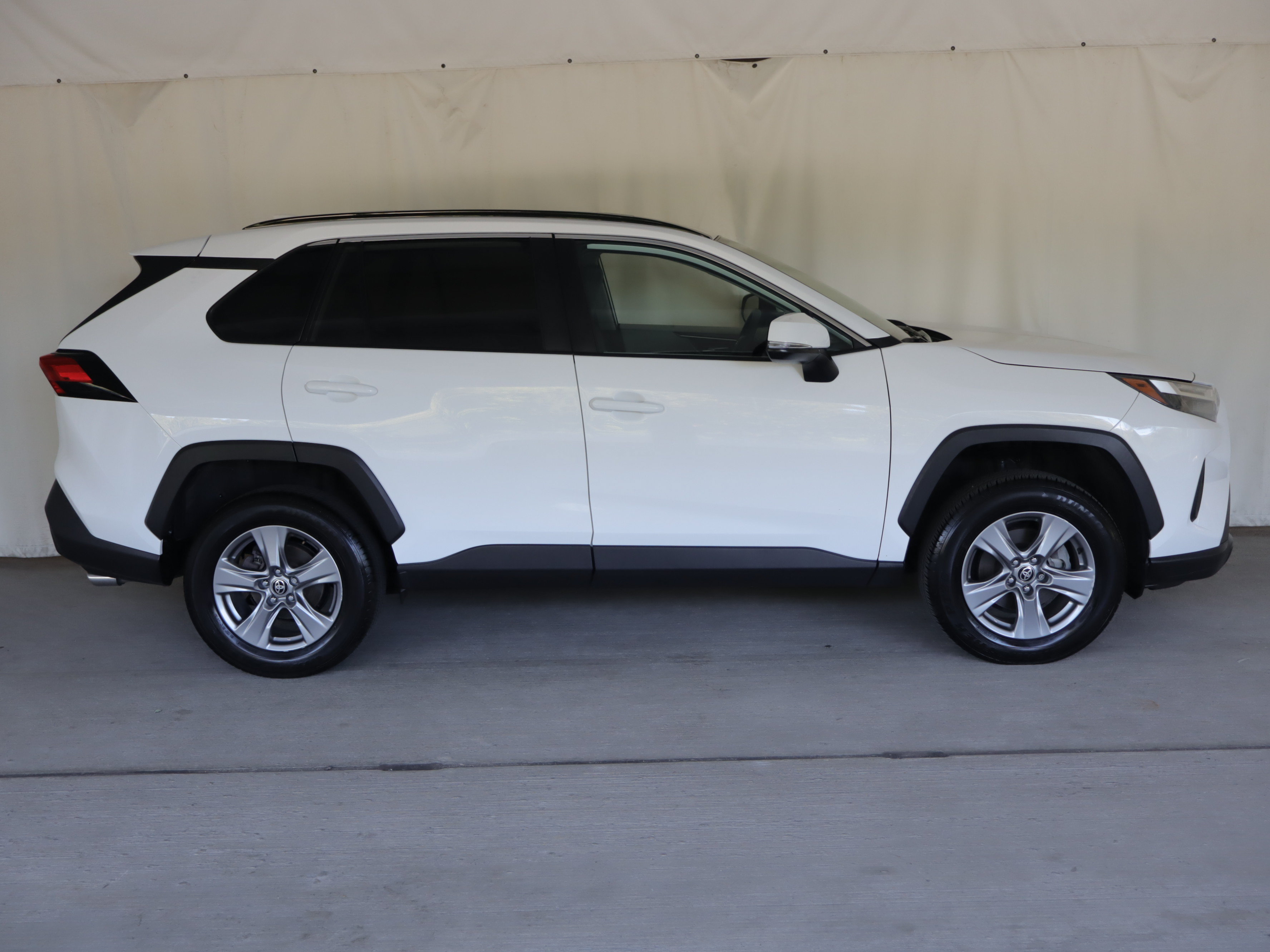 Used 2024 Toyota RAV4 XLE w/ Convenience Package AWD/4WD image 6