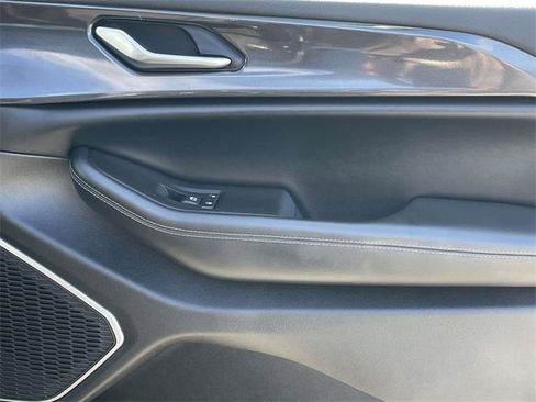 Used 2022 Jeep Grand Cherokee L Laredo w/ Luxury Tech Group I image 15