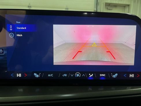 New 2026 Chevrolet Traverse LT w/ Midnight/Sport Edition image 16