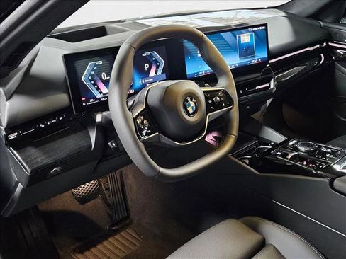 Used 2026 BMW 530i w/ Premium Package image 3