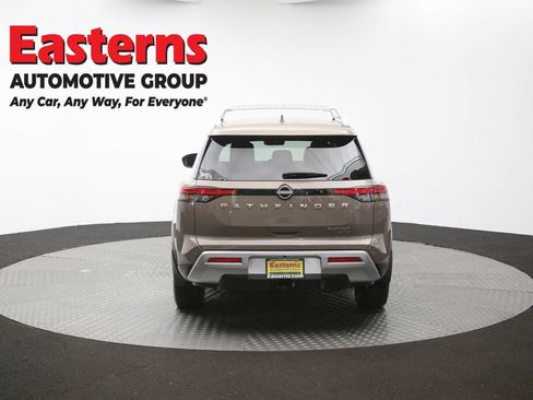 Used 2023 Nissan Pathfinder Platinum w/ Cargo Package AWD/4WD image 40