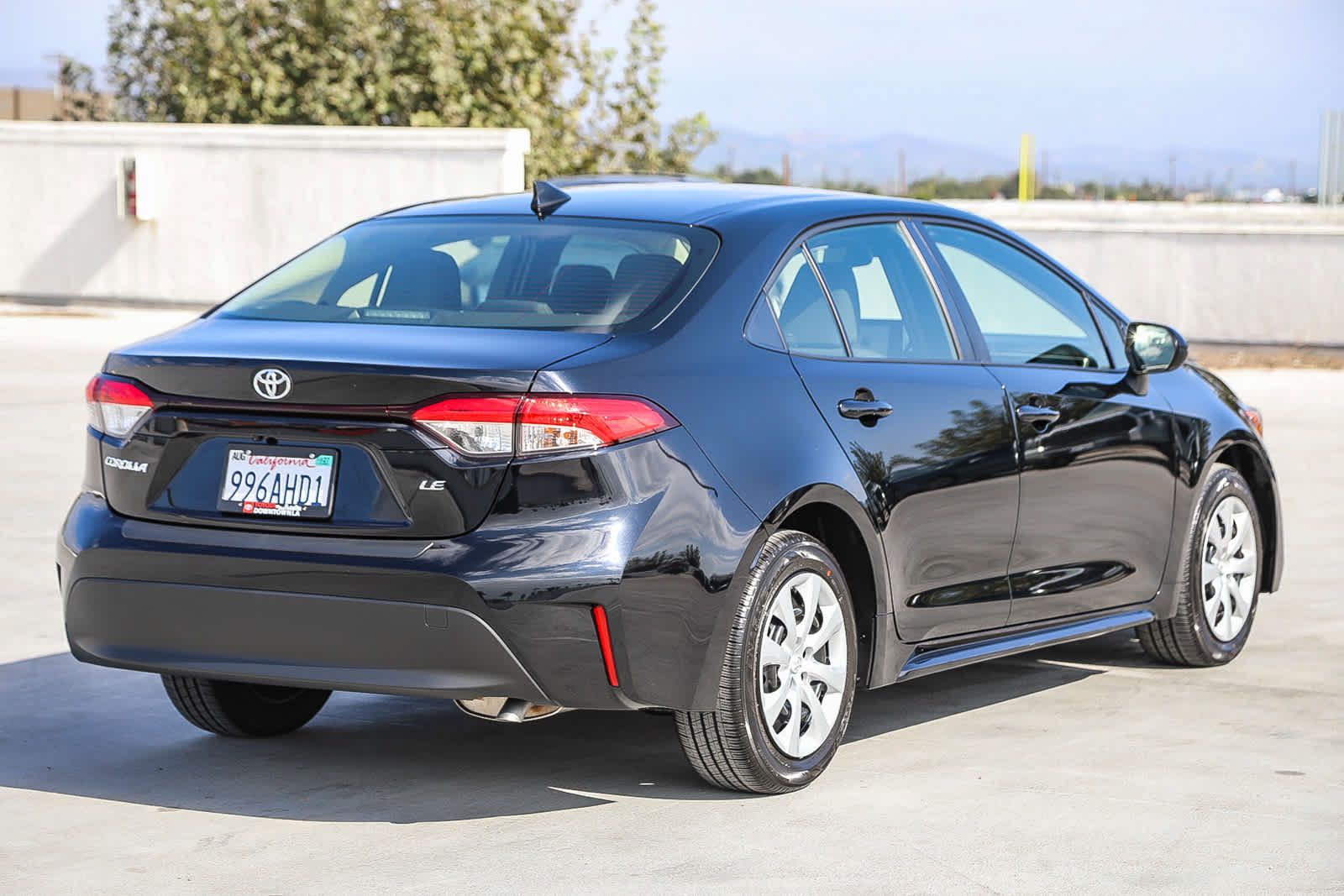 Used 2026 Toyota Corolla LE FWD image 5