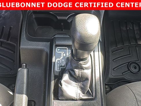 Used 2020 Toyota Tacoma SR image 17