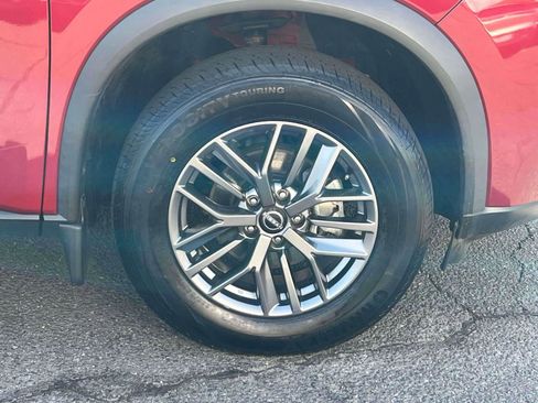 Used 2023 Nissan Rogue S image 6