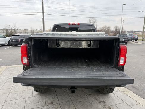 Used 2017 Chevrolet Silverado 1500 LTZ Z71 w/ LTZ Plus Package image 37