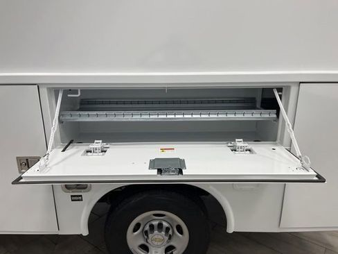 New 2025 Chevrolet Express 3500 Work Van w/ Power Convenience Package image 13