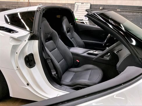 Used 2016 Chevrolet Corvette Stingray Coupe w/ 2LT Preferred Equipment Group RWD image 10