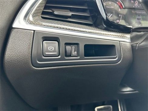 Used 2022 Cadillac XT5 Sportv image 22