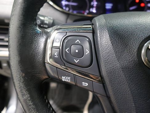 Used 2013 Toyota Avalon XLE FWD image 33