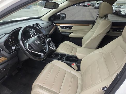 Used 2017 Honda CR-V Touring image 10