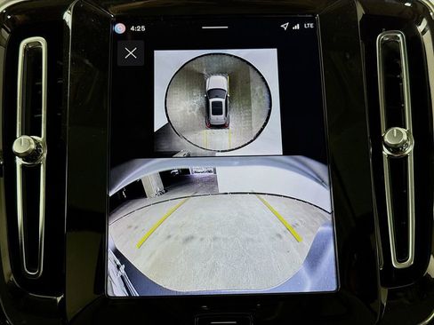 New 2026 Volvo XC40 B5 Plus w/ Climate Package image 14