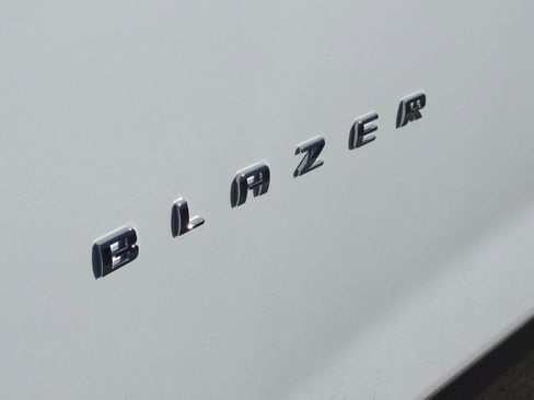 New 2026 Chevrolet Blazer LT w/ Convenience Package image 31