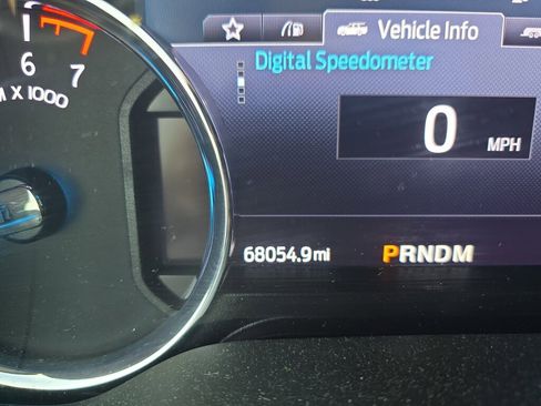 Used 2021 Ford Expedition XLT RWD image 9