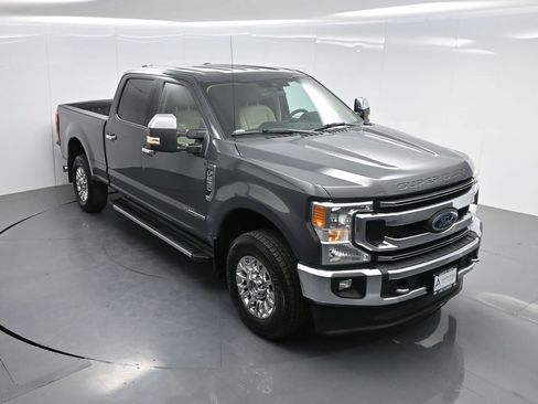 Used 2021 Ford F250 XLT w/ XLT Premium Package AWD/4WD image 45