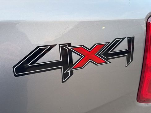 Used 2024 Ford Ranger XL image 12