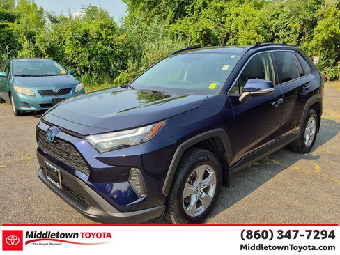 Certified 2023 Toyota RAV4 XLE w/ XLE Grade Weather Package AWD/4WD image 7