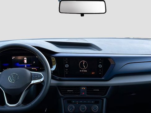 Used 2022 Volkswagen Taos SE image 18