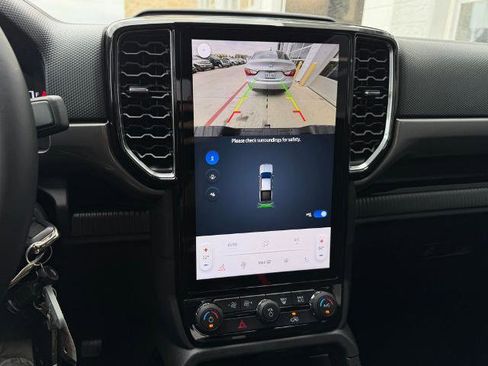 New 2025 Ford Ranger XLT w/ Equipment Group 301A High image 9