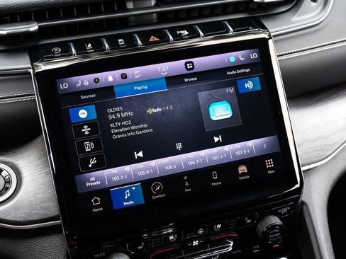 Used 2021 Jeep Grand Cherokee L Limited w/ Luxury Tech Group II AWD/4WD image 41
