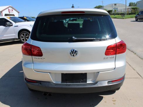 Used 2012 Volkswagen Tiguan S FWD image 7