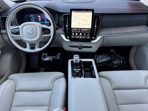Certified 2026 Volvo XC90 T8 Ultra w/ Protection Package Premier AWD/4WD image 14