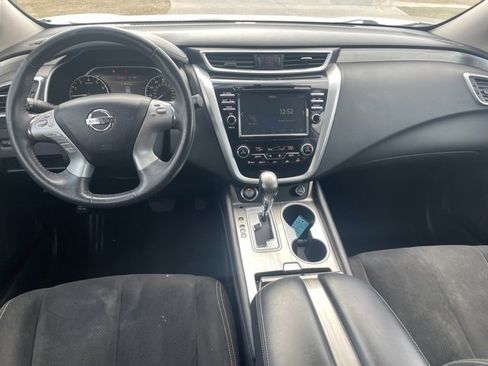 Used 2017 Nissan Murano SV image 14