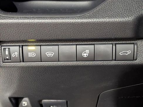 Used 2025 Toyota RAV4 XLE w/ Convenience Package image 14
