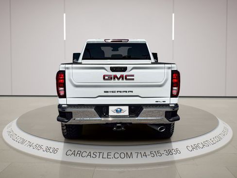 Used 2024 GMC Sierra 2500 SLE w/ SLE Convenience Package AWD/4WD image 5
