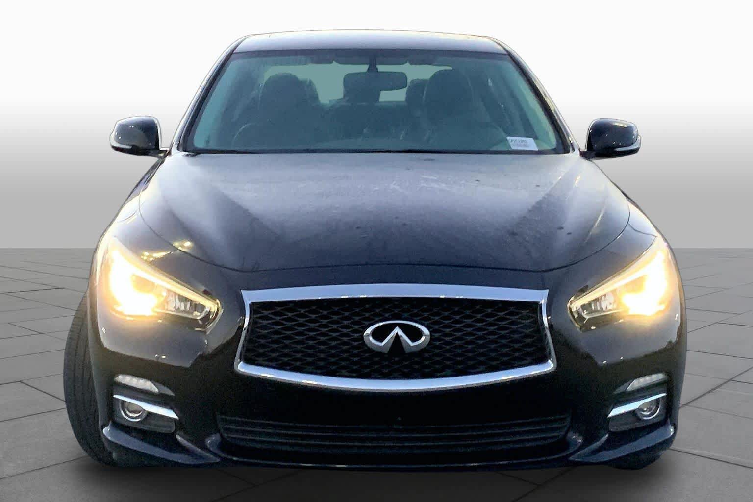 Used 2016 INFINITI Q50 Premium RWD image 4