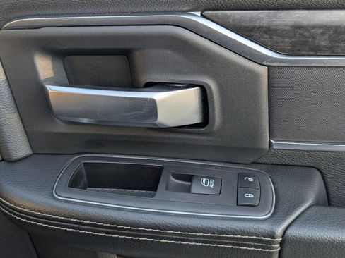 Used 2024 RAM 2500 Big Horn w/ Bed Utility Group image 21