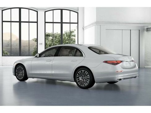 New 2026 Mercedes-Benz S 580 4MATIC Sedan image 31