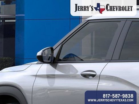 New 2026 Chevrolet TrailBlazer LT FWD image 13