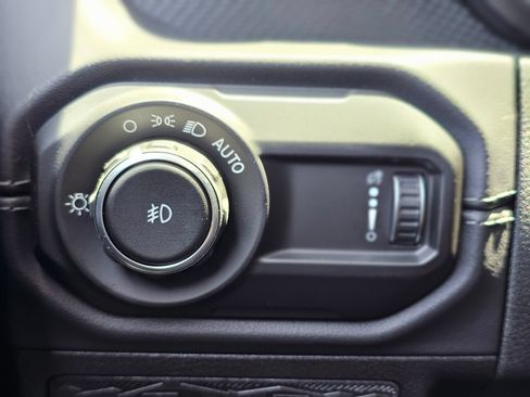 New 2026 Jeep Wrangler Unlimited Rubicon AWD/4WD image 19