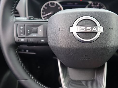 Certified 2025 Nissan Rogue SV AWD/4WD image 20