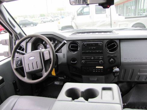 Used 2012 Ford F550 2WD Crew Cab Super Duty w/ Payload Upgrade Pkg image 9
