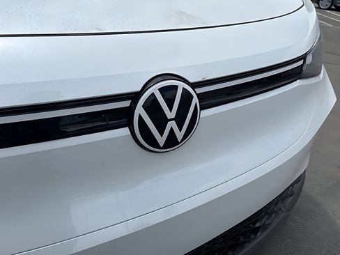 New 2026 Volkswagen ID.4 Pro AWD/4WD image 10