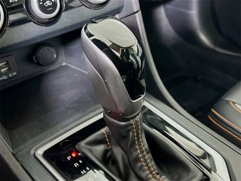 Used 2023 Subaru Crosstrek 2.5i Limited w/ Moonroof Package image 10