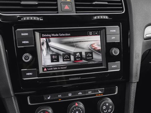 Used 2020 Volkswagen GTI S FWD image 60