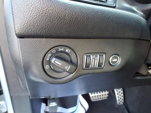 Used 2019 Dodge Challenger R/T Scat Pack w/ Plus Package RWD image 19