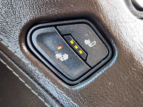 Used 2018 Chevrolet Tahoe LT w/ Off-Road Package AWD/4WD image 22
