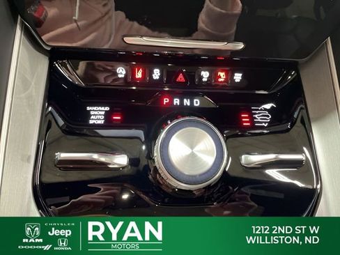 New 2026 Jeep Grand Wagoneer L Limited AWD/4WD image 48