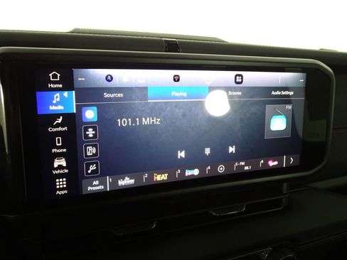 New 2026 Jeep Gladiator Mojave image 30