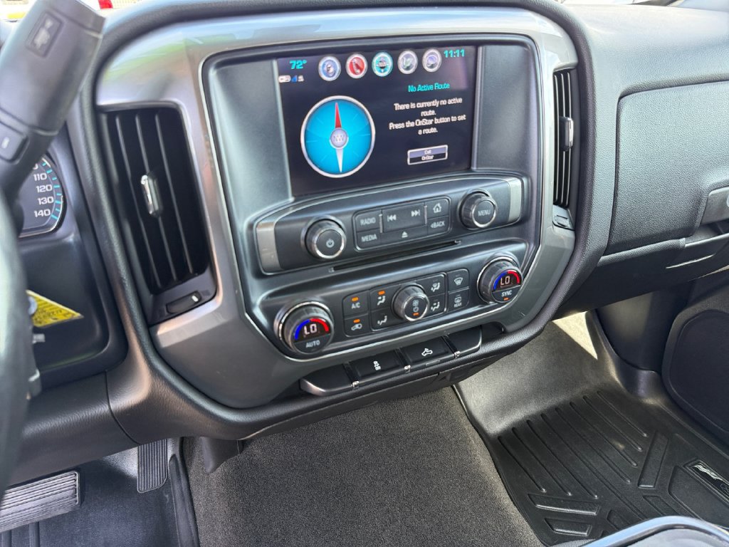 Used 2018 Chevrolet Silverado 1500 LT w/ LT Eassist Package AWD/4WD image 19