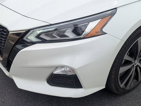 Used 2022 Nissan Altima 2.5 SR image 11