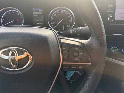 Used 2023 Toyota Camry LE image 21