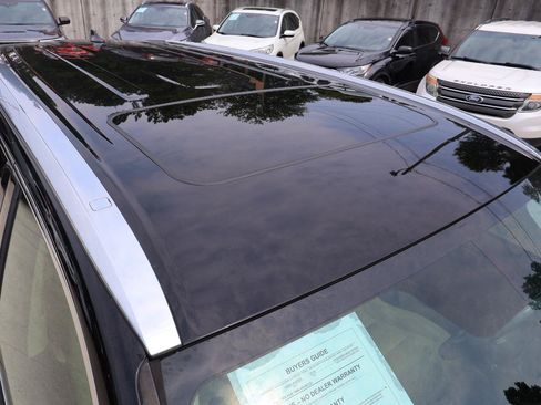 Used 2016 Toyota Highlander Limited FWD image 33