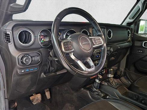 Used 2022 Jeep Wrangler Unlimited Rubicon 4xe w/ Safety Group AWD/4WD image 9