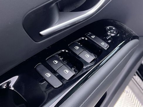 Used 2024 Hyundai Tucson Limited image 15