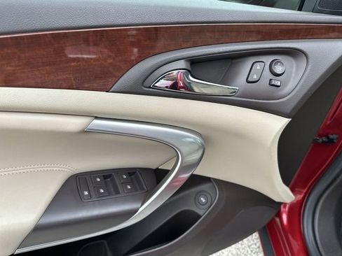 Used 2014 Buick Regal Premium FWD image 17